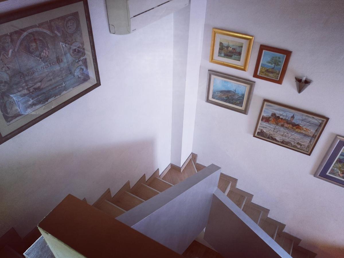 Apartman Hygge Оміш Екстер'єр фото